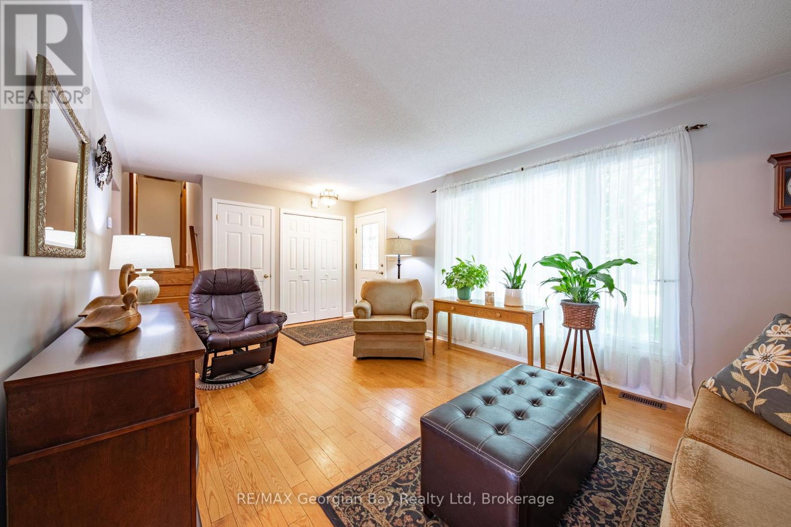 Property at 32 BONAVENTURE PLACE image 4