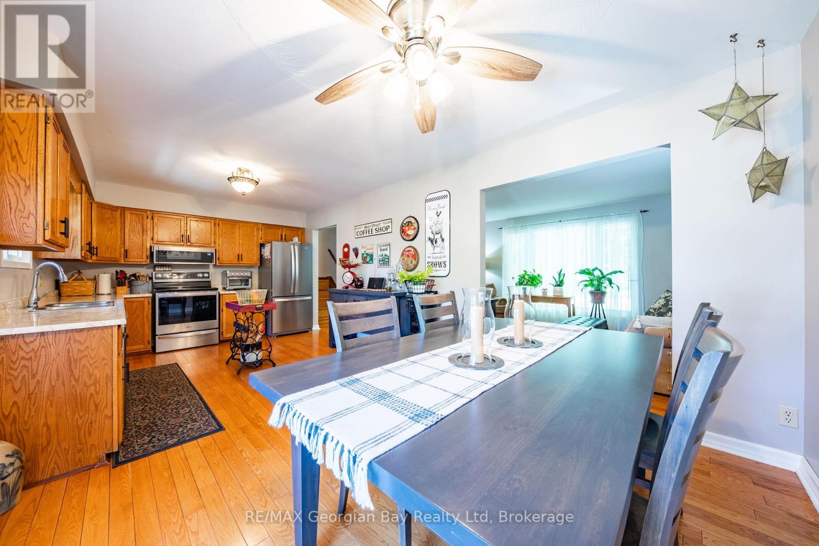 32 Bonaventure Place, Penetanguishene, Ontario  L9M 1J3 - Photo 8 - S12084088