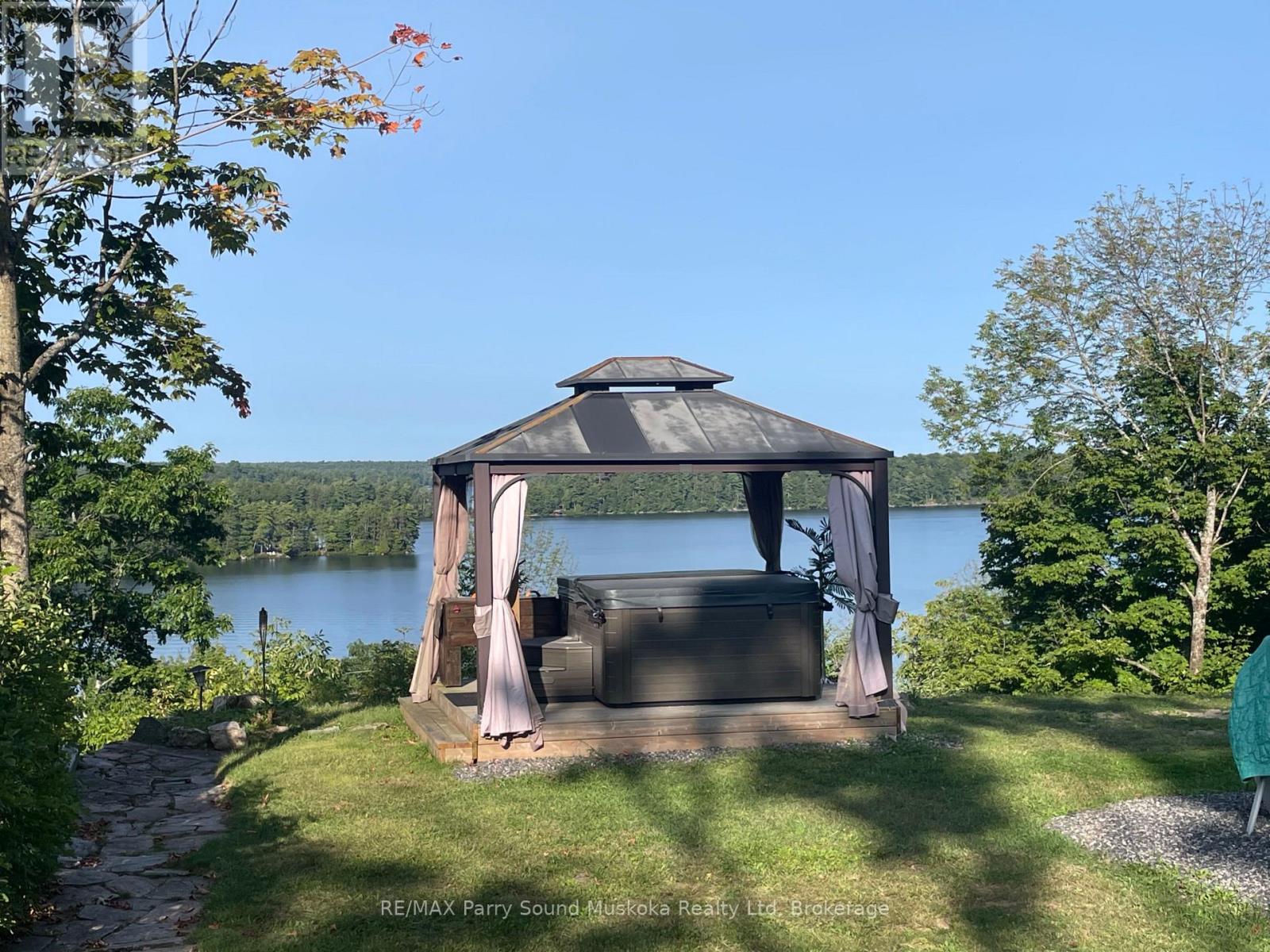 143a Highway 612, Seguin, Ontario  P0C 1H0 - Photo 4 - X12084061