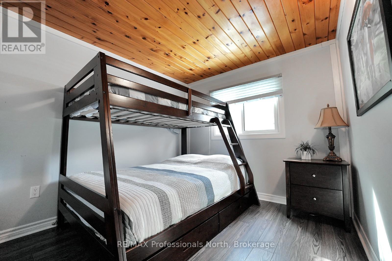 1024 Quail Run Lane, Minden Hills, Ontario  K0M 2K0 - Photo 18 - X12084081