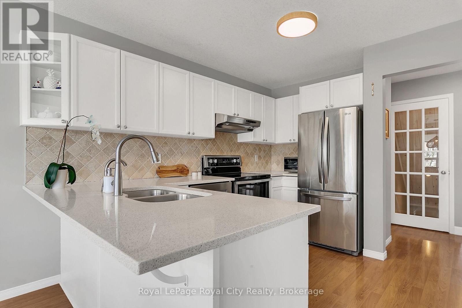 90 Milson Crescent, Guelph, Ontario  N1C 1G6 - Photo 10 - X12084112