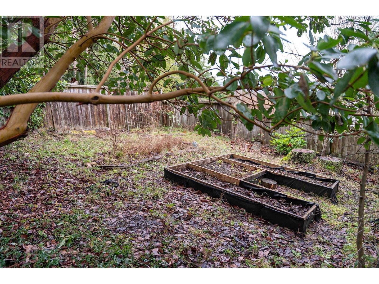 6279 Norwest Bay Road, Sechelt, British Columbia  V7Z 0M5 - Photo 29 - R2990440