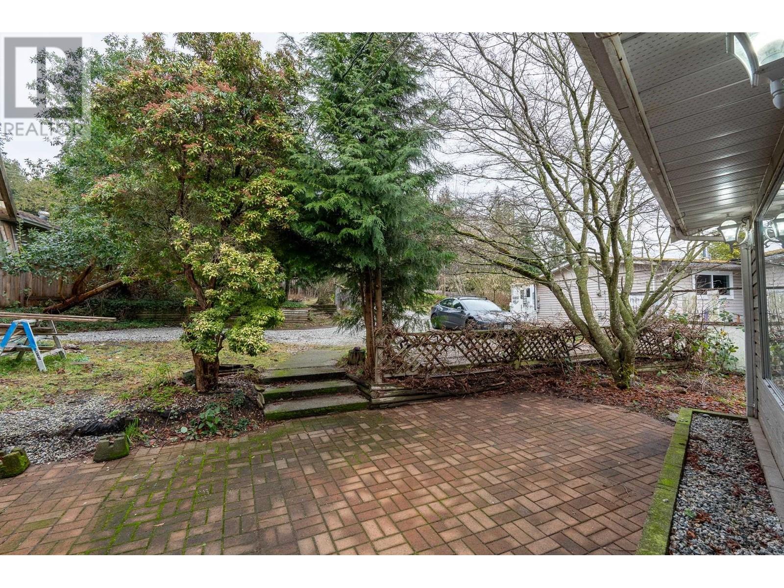 6279 Norwest Bay Road, Sechelt, British Columbia  V7Z 0M5 - Photo 30 - R2990440