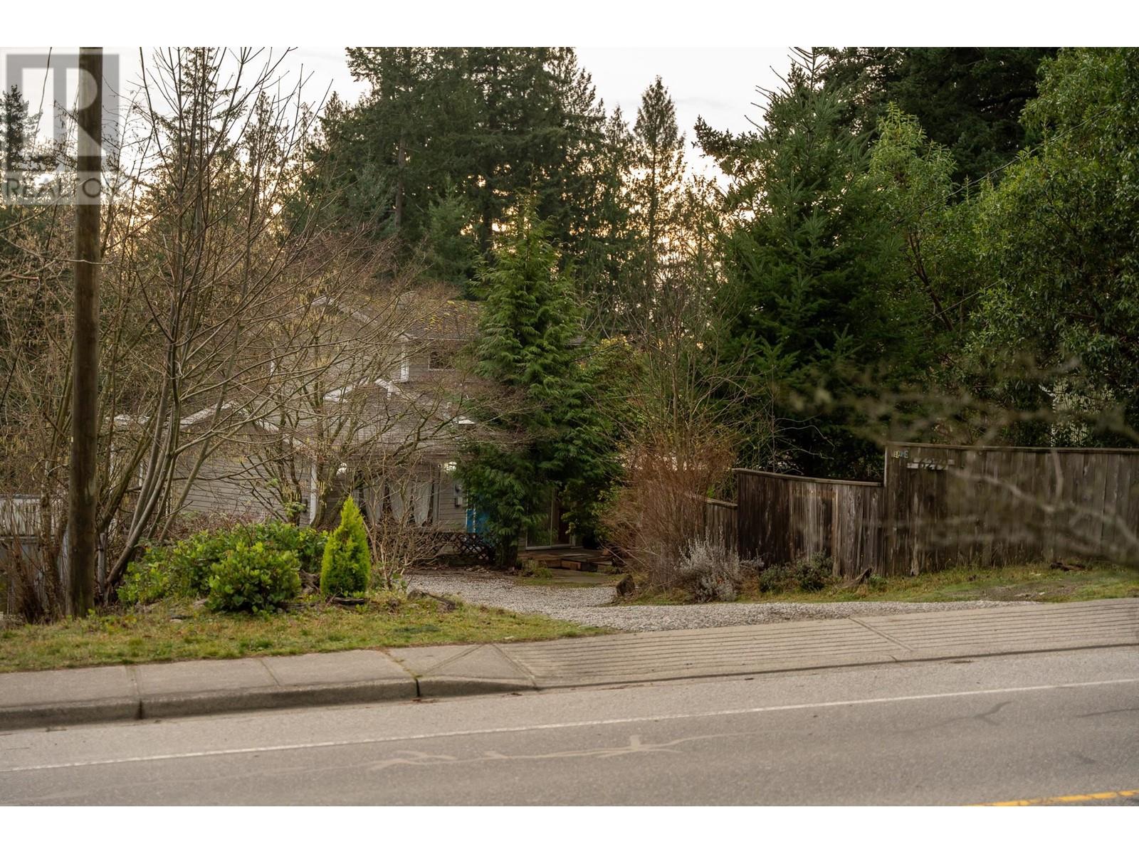 6279 Norwest Bay Road, Sechelt, British Columbia  V7Z 0M5 - Photo 37 - R2990440