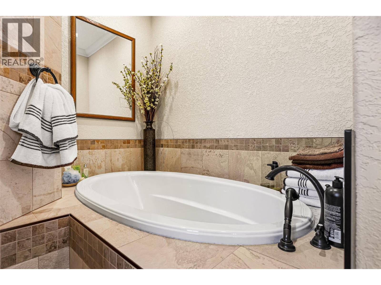 1808 Erickson Road, Creston, British Columbia V0B 1G5 - Photo 19 - 10333928