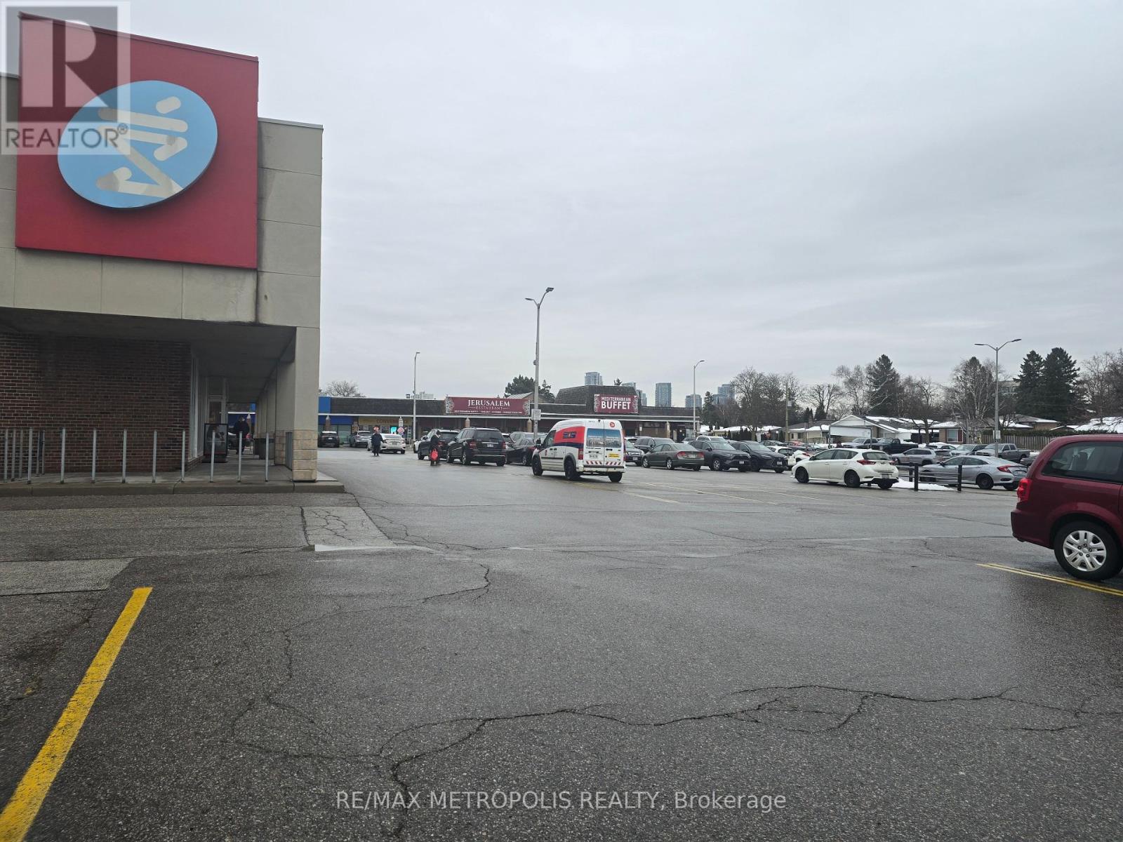 4823 Leslie Street, Toronto, Ontario  M2J 2K8 - Photo 25 - C12084078