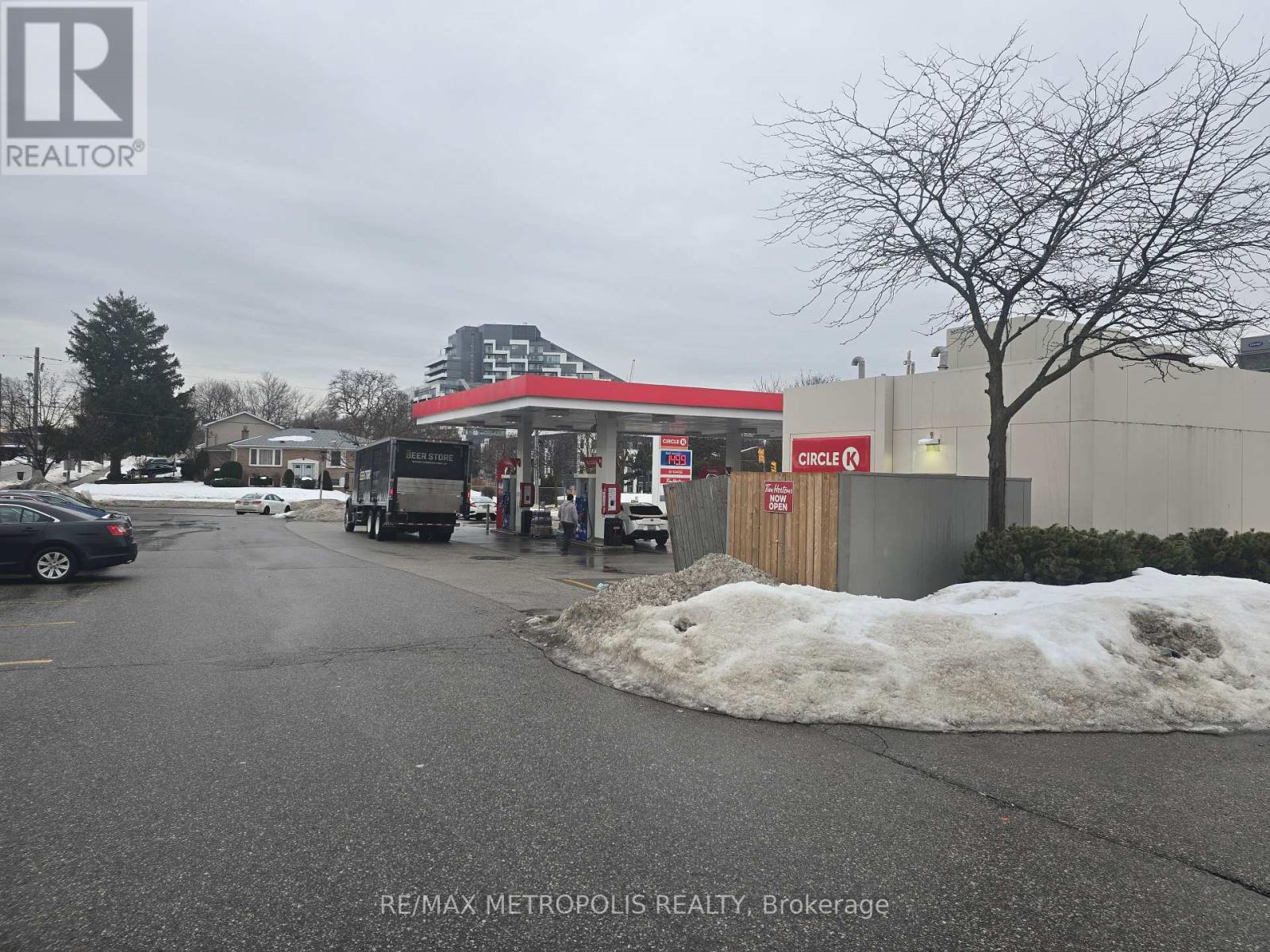 4823 Leslie Street, Toronto, Ontario  M2J 2K8 - Photo 27 - C12084078