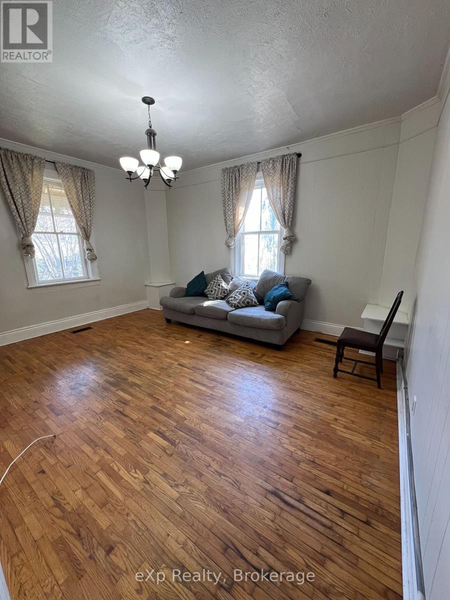 960 9th Avenue E, Owen Sound, Ontario  N4K 3E7 - Photo 7 - X11998902