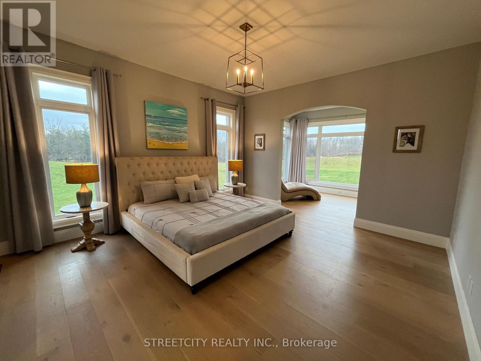 20724 Denfield Road, Middlesex Centre, Ontario  N6H 5L2 - Photo 14 - X12084193