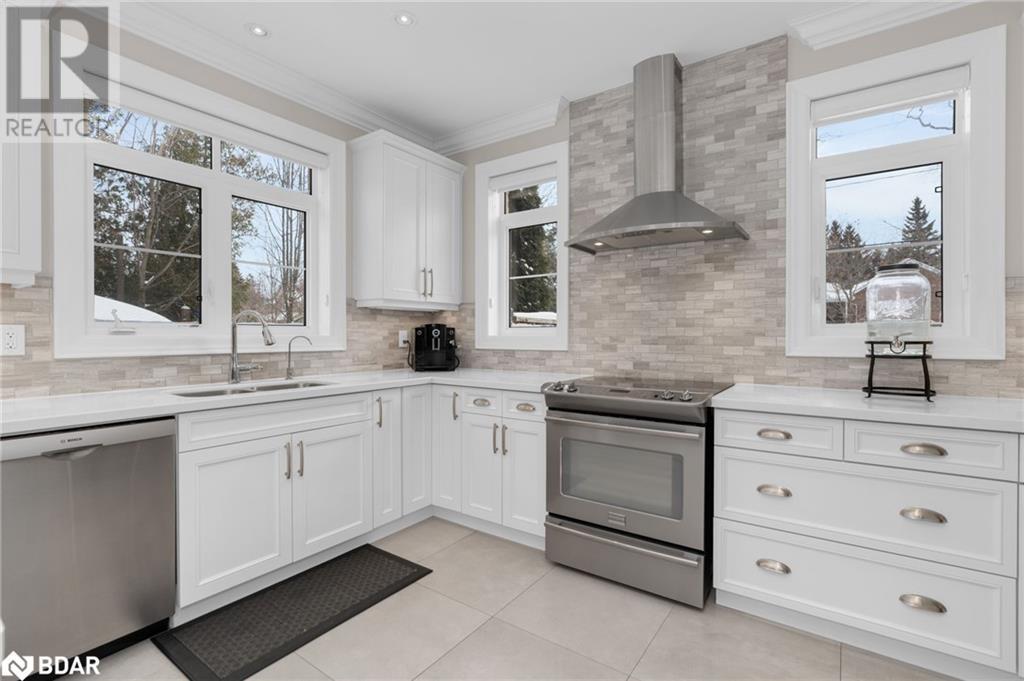 376 Tollendal Mill Road, Barrie, Ontario  L4N 7S9 - Photo 11 - 40694656