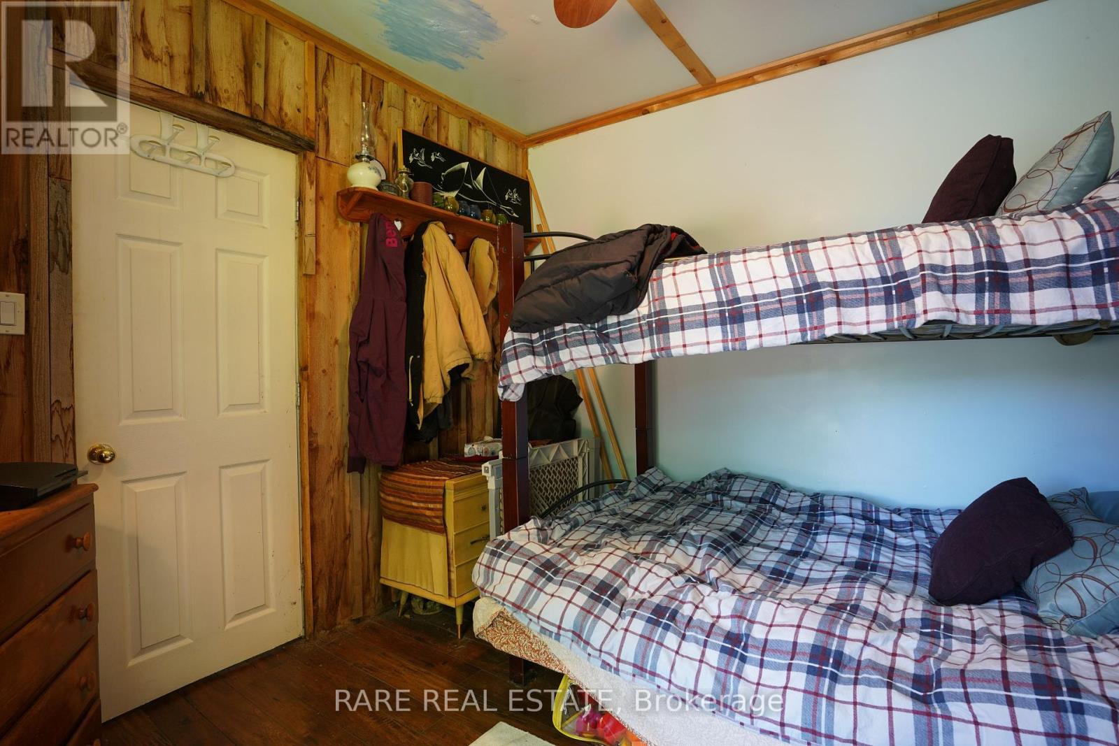 139d Petit Lane, Kearney, Ontario  P0A 1M0 - Photo 13 - X12084108