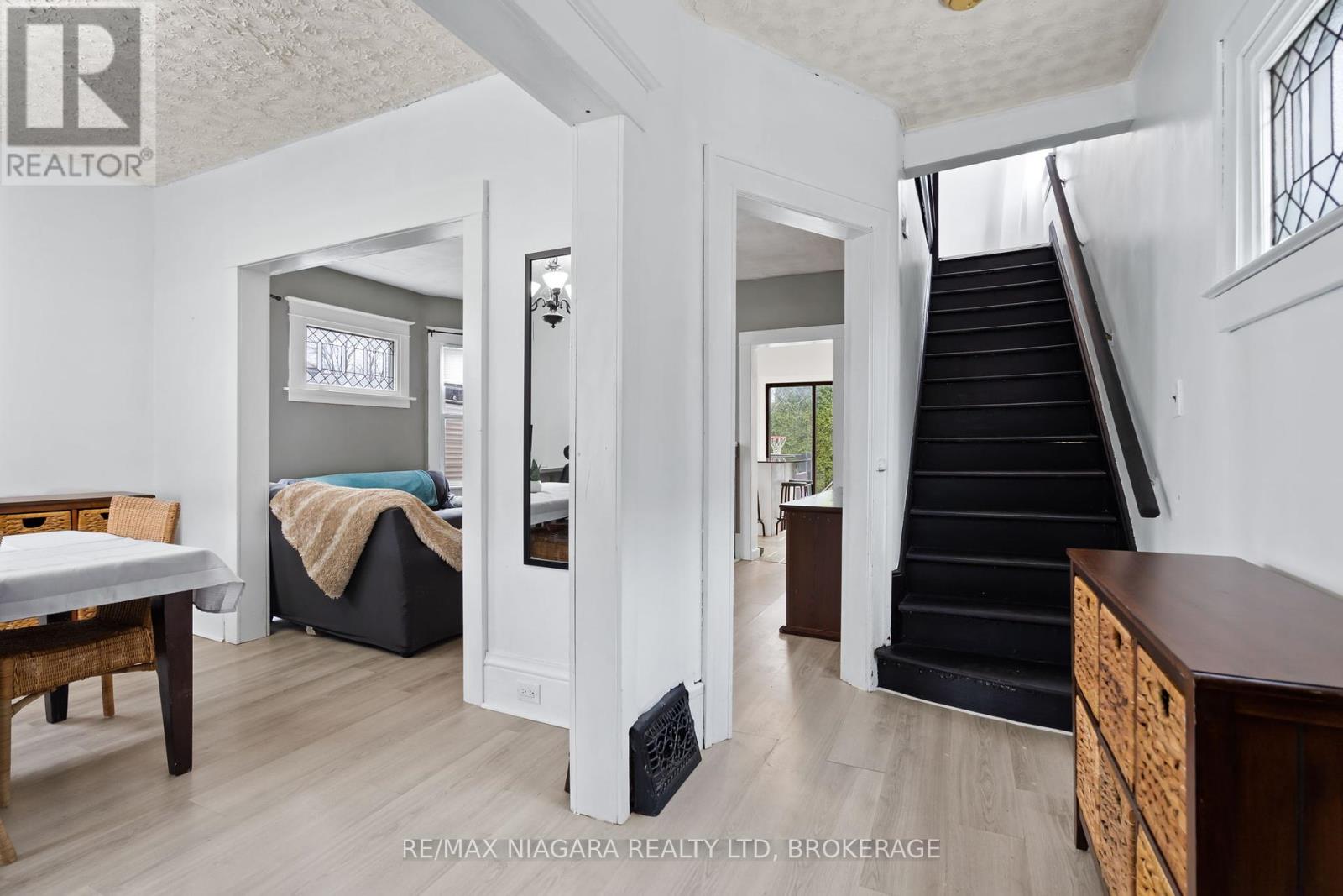Property at 4761 EPWORTH CIRCLE image 5