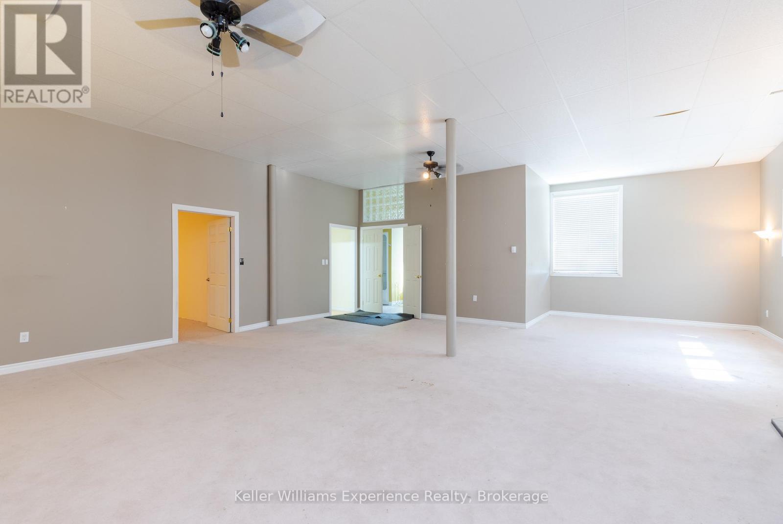 276 King Street, Midland, Ontario  L4R 3M6 - Photo 14 - S12084137
