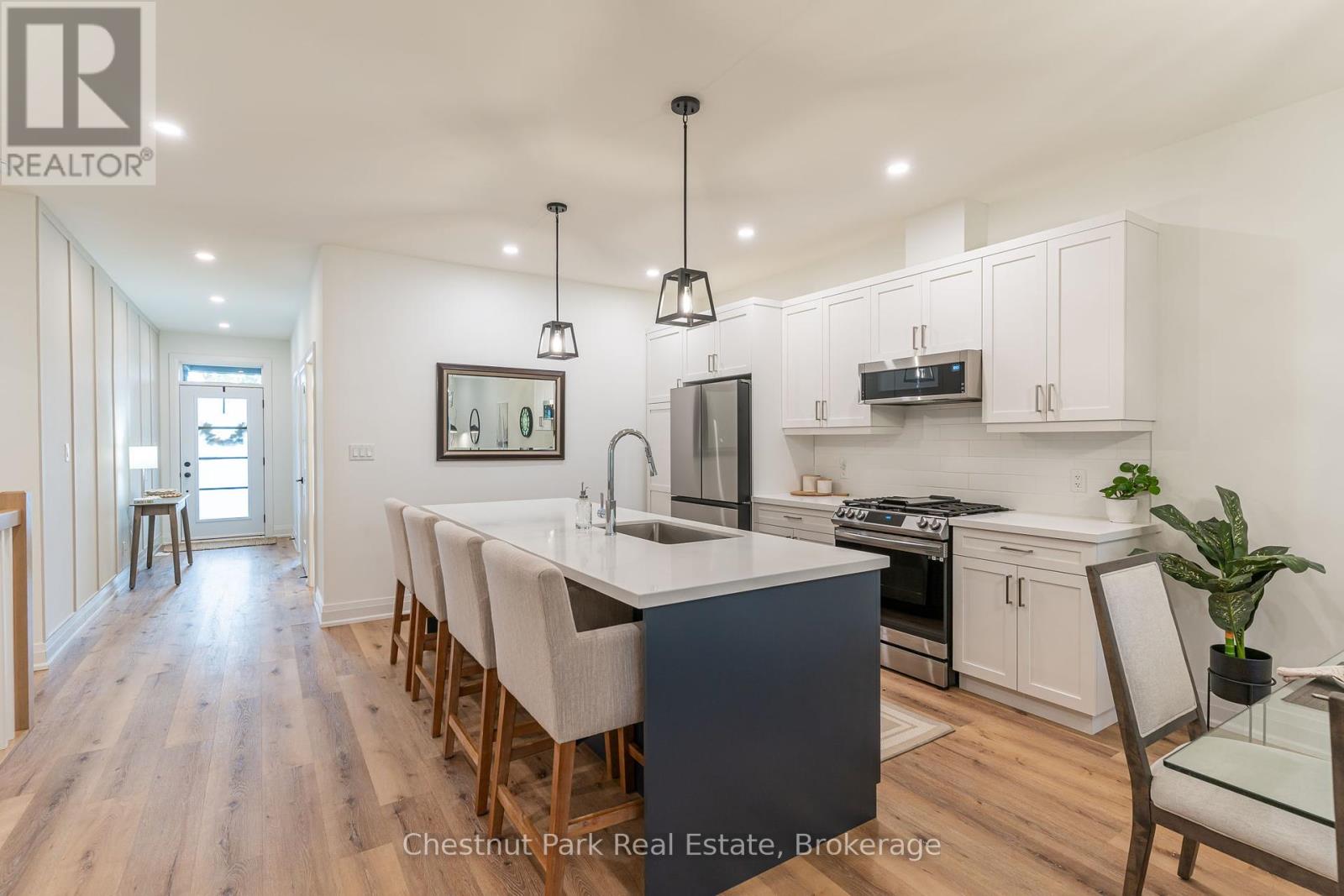 55 Jack Street, Huntsville, Ontario  P1H 0G4 - Photo 13 - X12084134