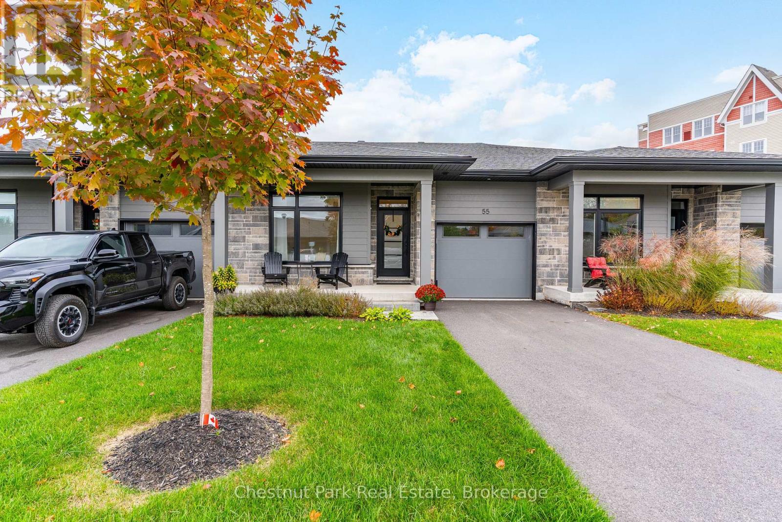 55 Jack Street, Huntsville, Ontario  P1H 0G4 - Photo 2 - X12084134