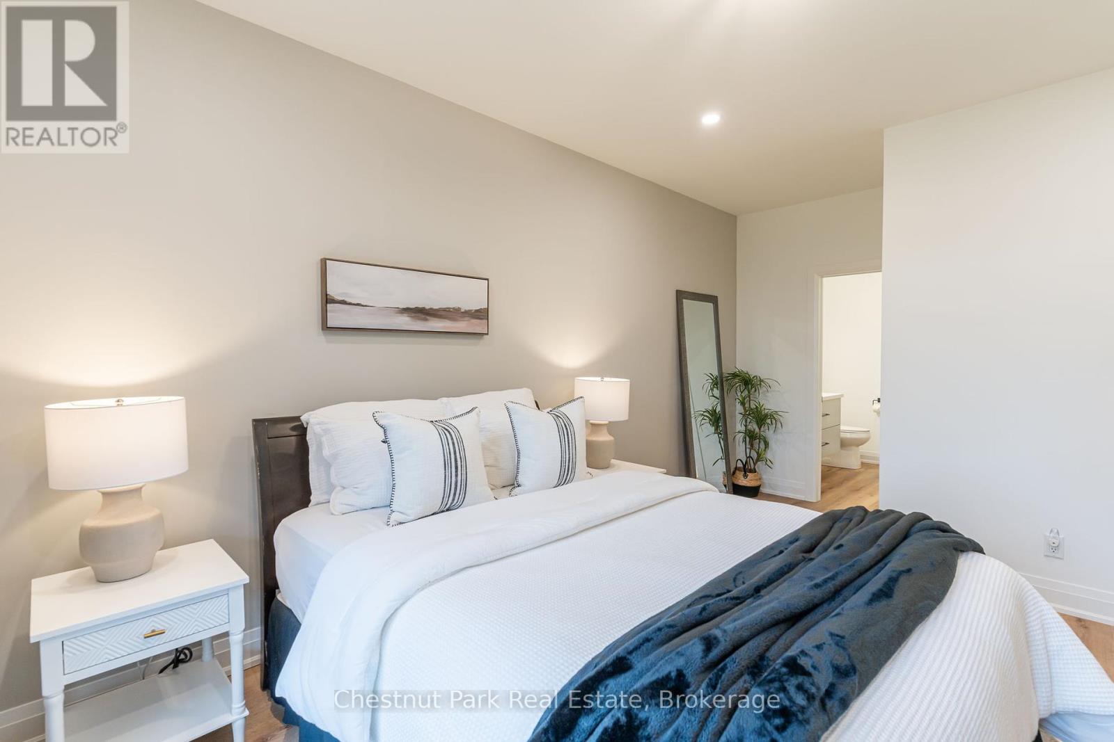 55 Jack Street, Huntsville, Ontario  P1H 0G4 - Photo 30 - X12084134