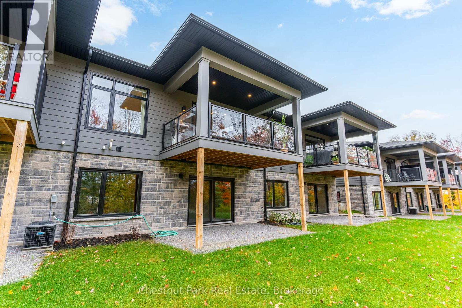 55 Jack Street, Huntsville, Ontario  P1H 0G4 - Photo 35 - X12084134