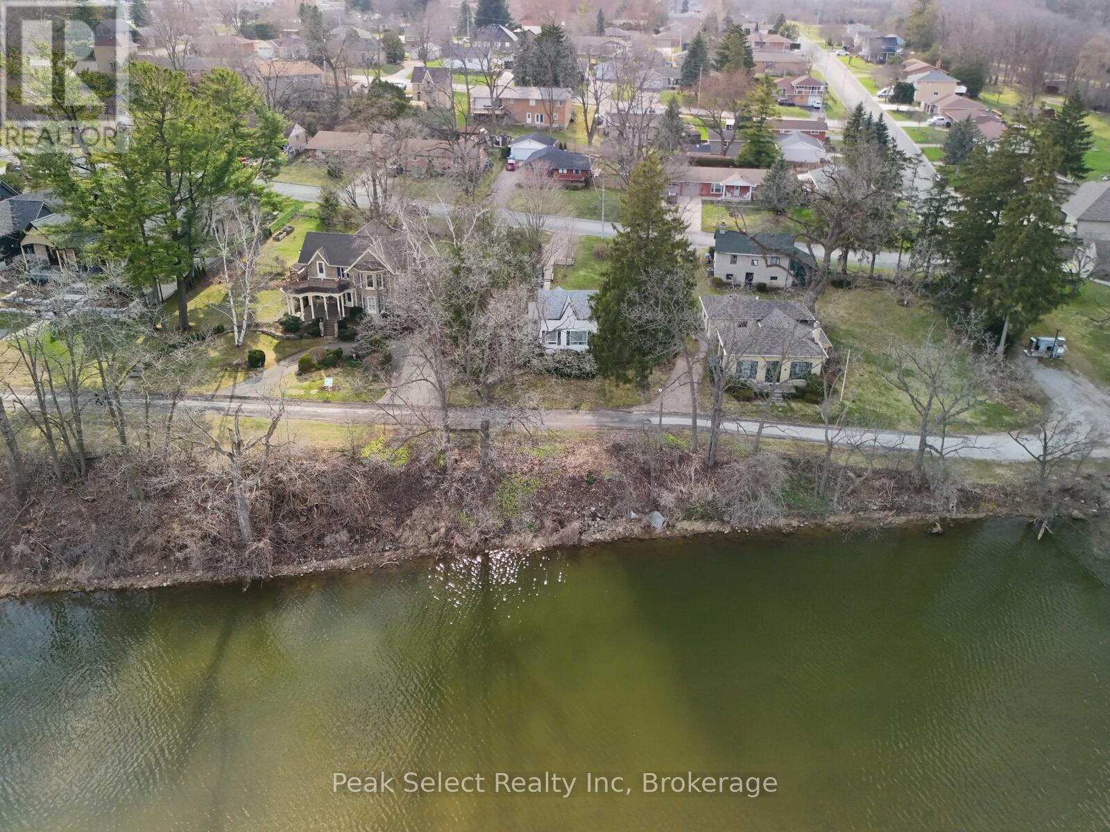 104 Robinson Street, St. Marys, Ontario  N4X 1C8 - Photo 22 - X12084269