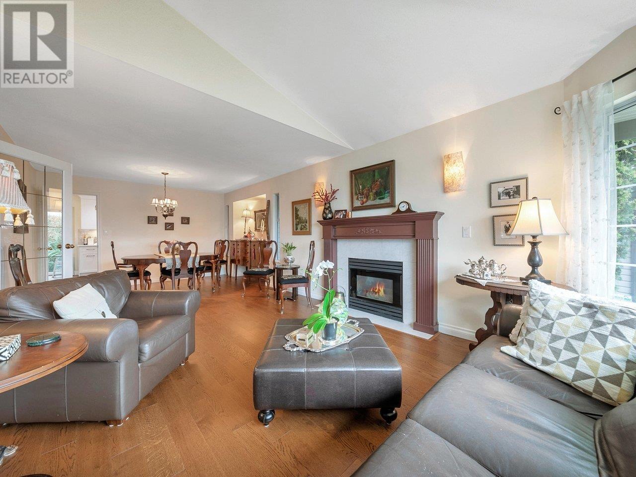Property at 2817 GREENBRIER PLACE image 5