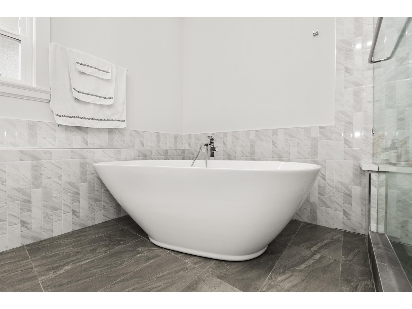 7822 108 Street, Delta, British Columbia  V4C 4C2 - Photo 22 - R2988965
