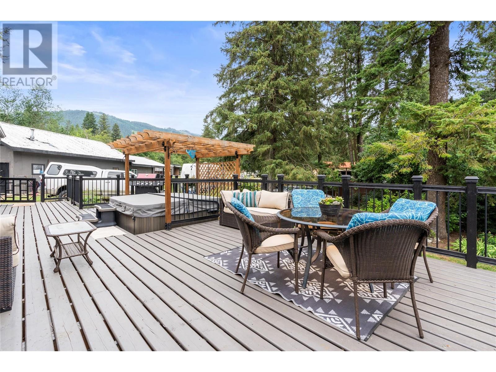 272 Lumby-Mabel Lake Road, Lumby, British Columbia  V0E 2G5 - Photo 25 - 10341746