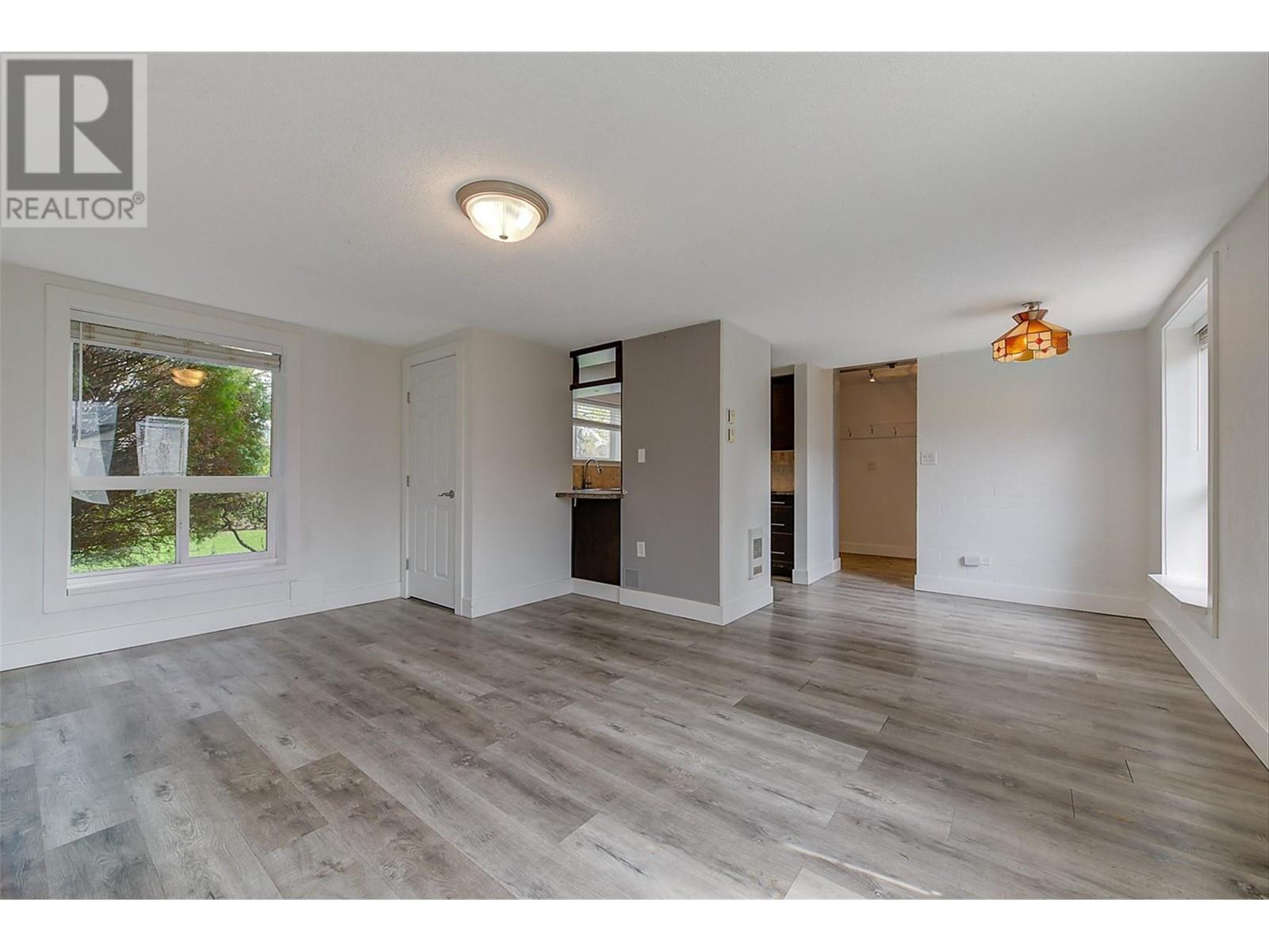 Property at 1291 Bernard Avenue Unit# 1 image 5