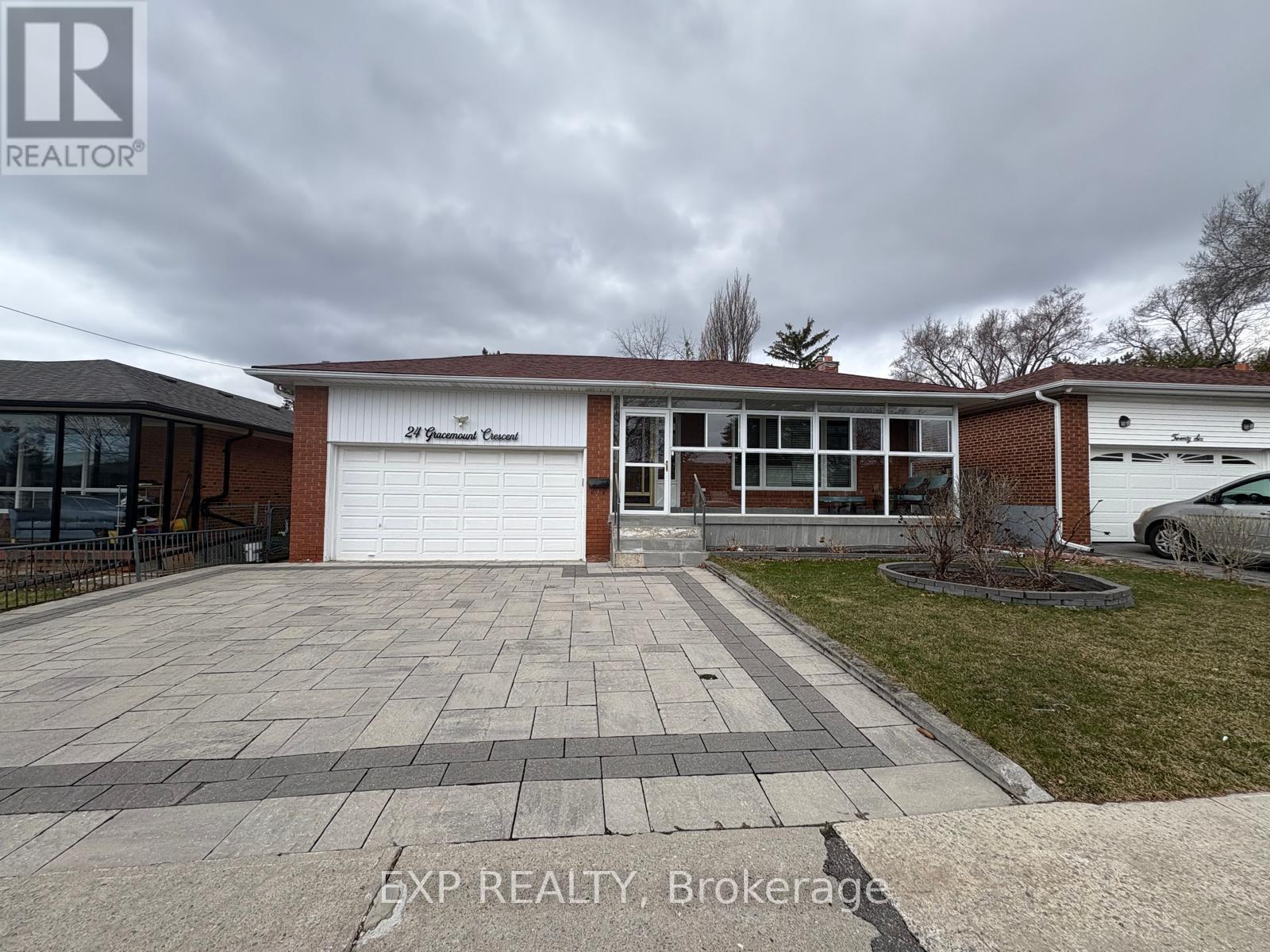 Property at 24 GRACEMOUNT CRESCENT image