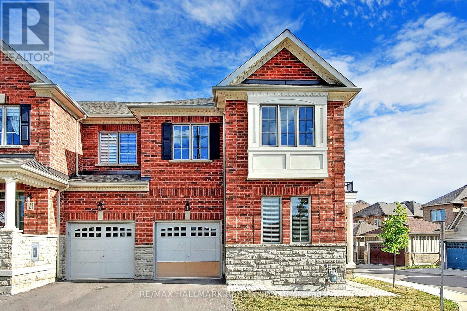 Property at 1 BELLFLOWER LANE image 1