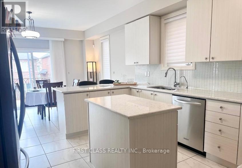 9 Wiley Avenue, Richmond Hill, Ontario  L4S 0C6 - Photo 8 - N12084187