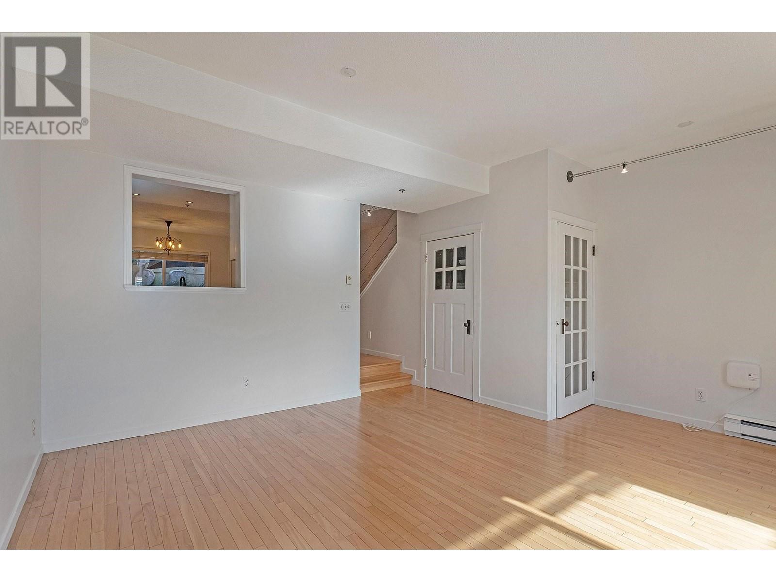 Listing Picture 10 of 37 : 28 2723 E KENT AVENUE, Vancouver / 溫哥華 - 魯藝地產 Yvonne Lu Group - MLS Medallion Club Member