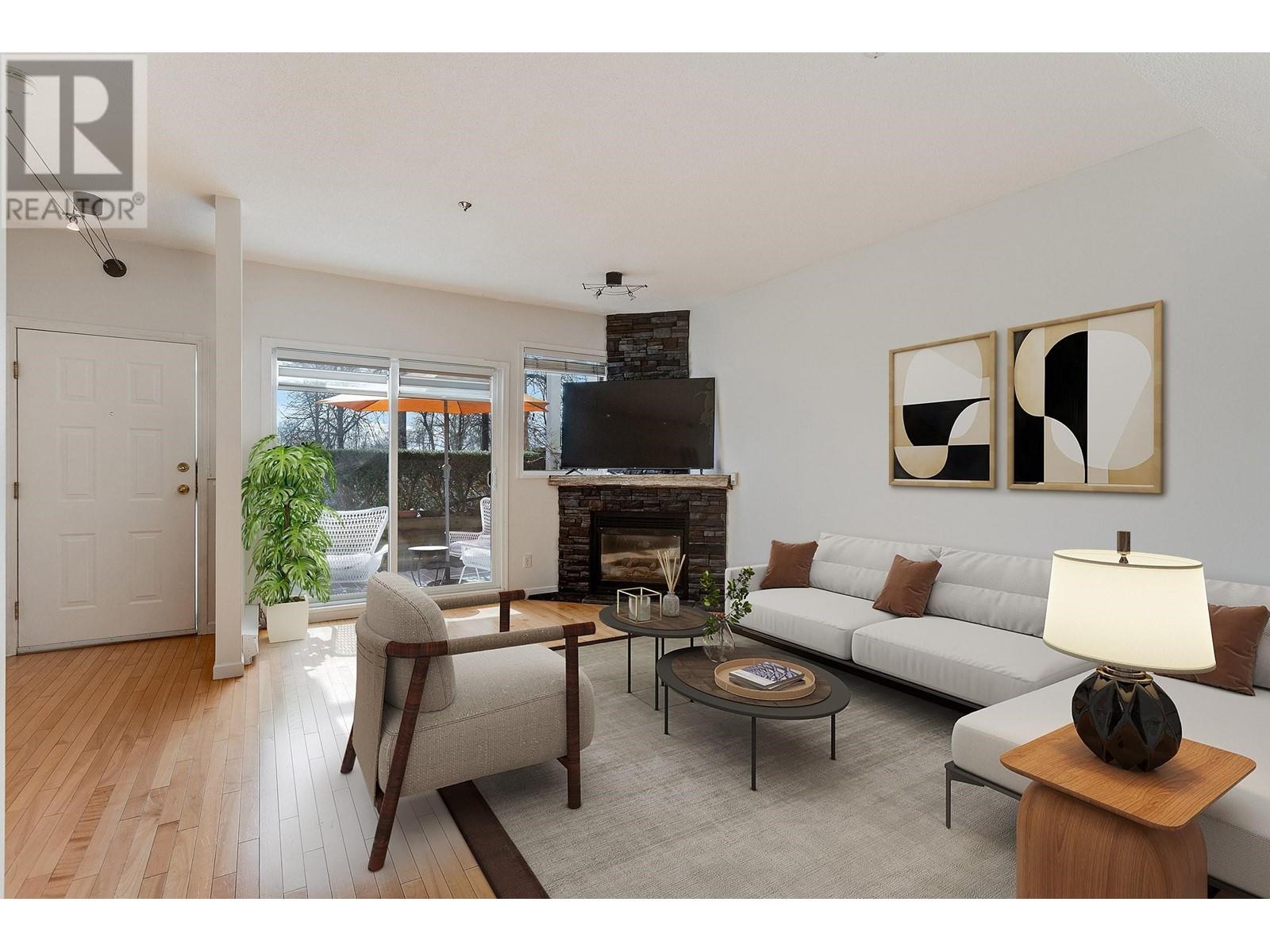 Listing Picture 4 of 37 : 28 2723 E KENT AVENUE, Vancouver / 溫哥華 - 魯藝地產 Yvonne Lu Group - MLS Medallion Club Member