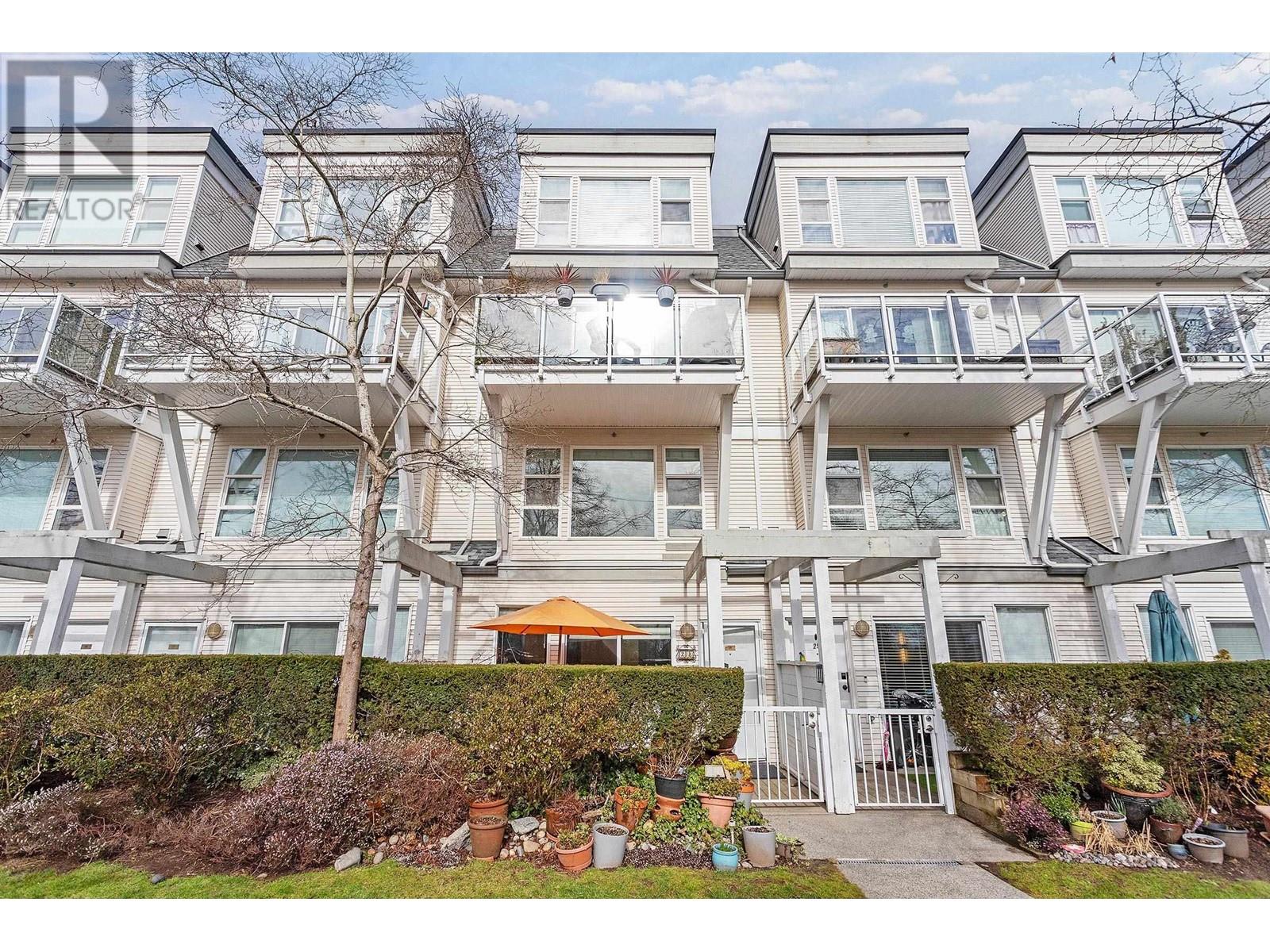 Listing Picture 37 of 37 : 28 2723 E KENT AVENUE, Vancouver / 溫哥華 - 魯藝地產 Yvonne Lu Group - MLS Medallion Club Member