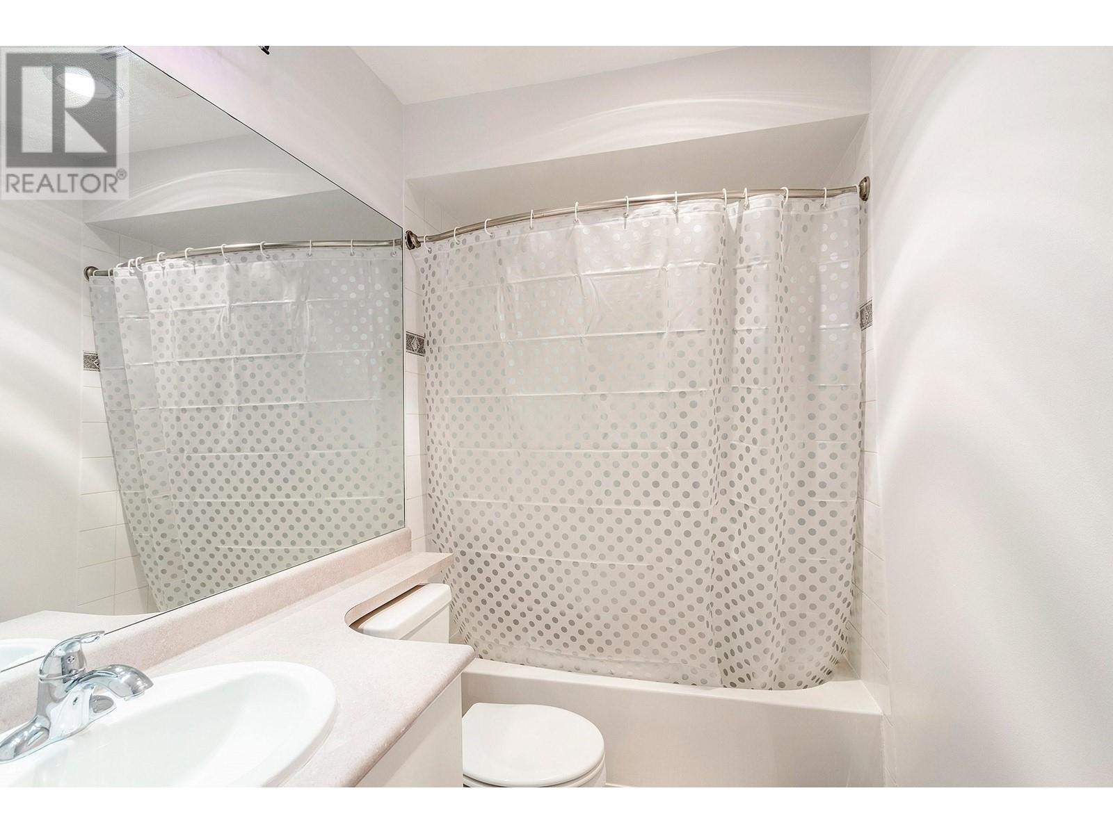 Listing Picture 27 of 37 : 28 2723 E KENT AVENUE, Vancouver / 溫哥華 - 魯藝地產 Yvonne Lu Group - MLS Medallion Club Member