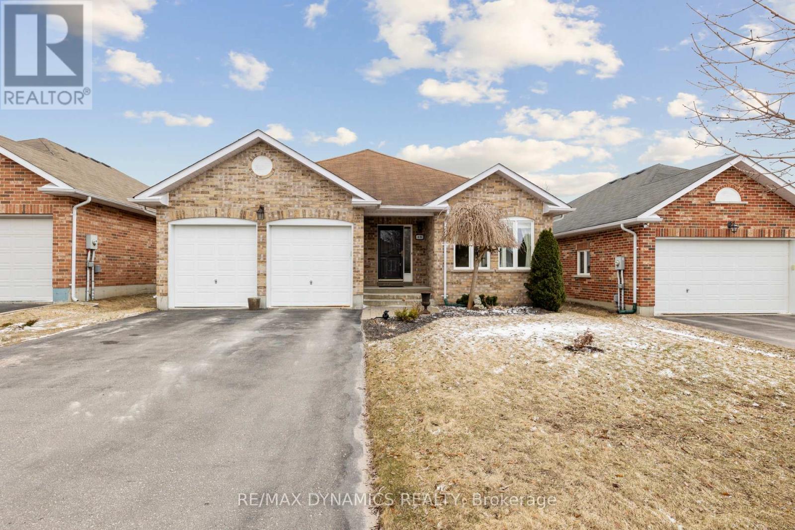 Property at 89 MAPLEWOOD AVENUE image 3
