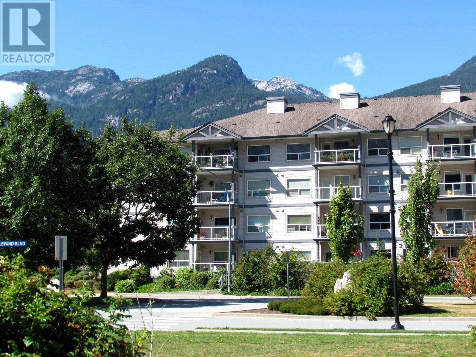 209 1203 PEMBERTON AVENUE, squamish, British Columbia