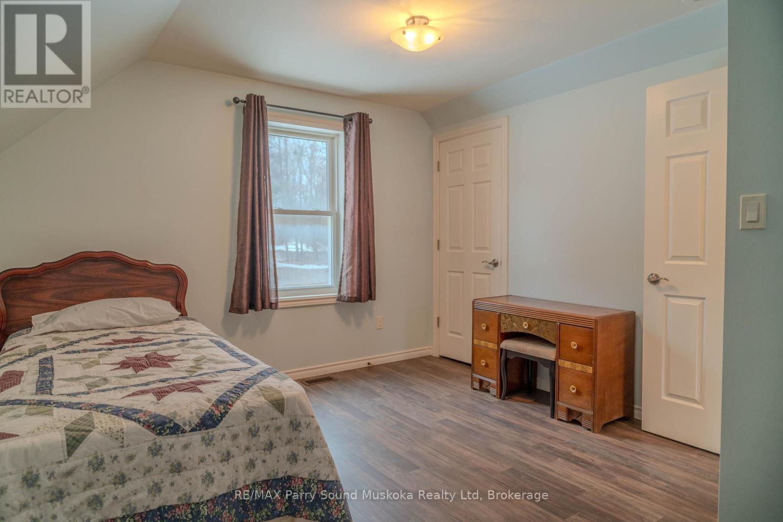 21 Rankin Lake Road, Seguin, Ontario  P2A 0B2 - Photo 30 - X12081280
