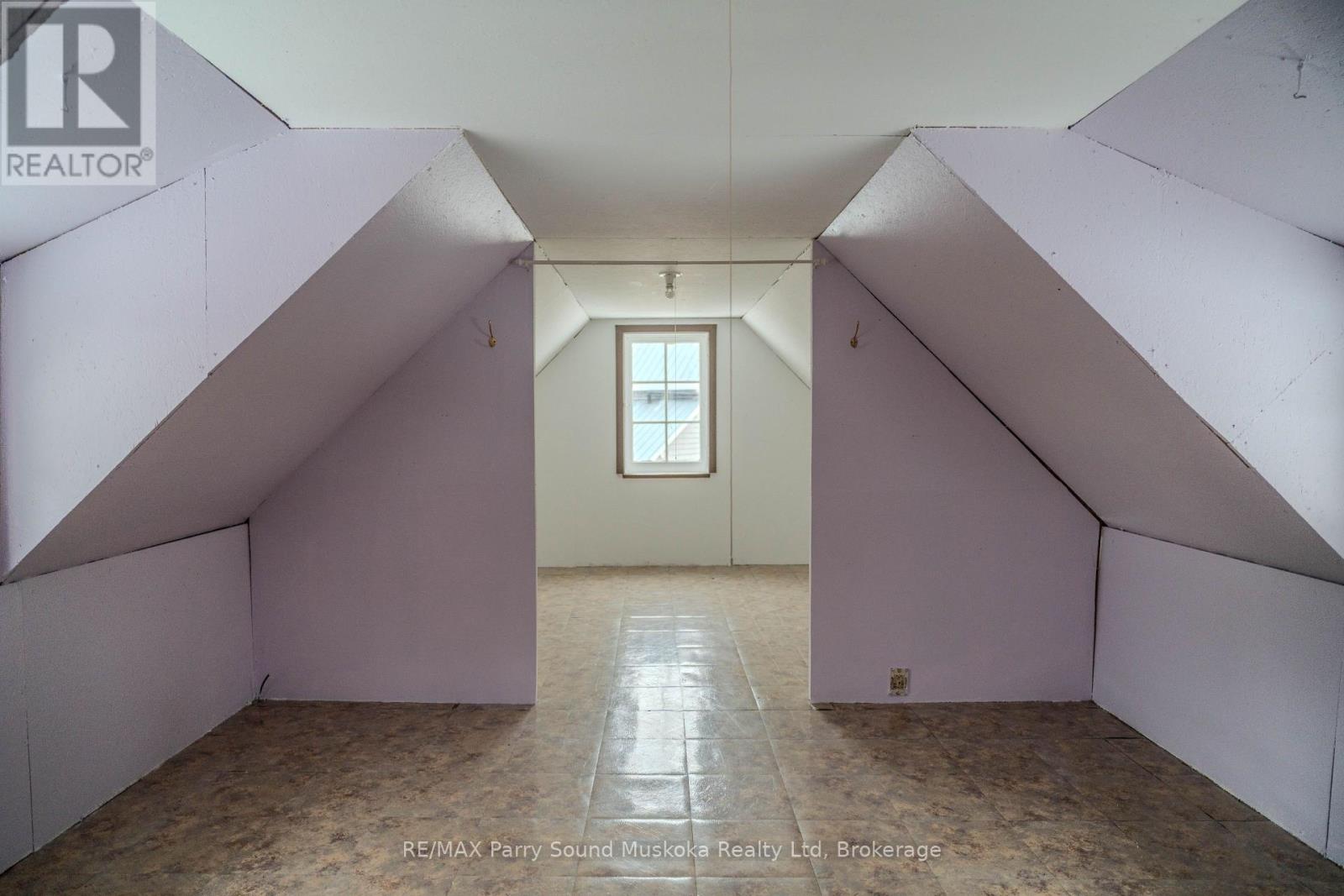 21 Rankin Lake Road, Seguin, Ontario  P2A 0B2 - Photo 37 - X12081280