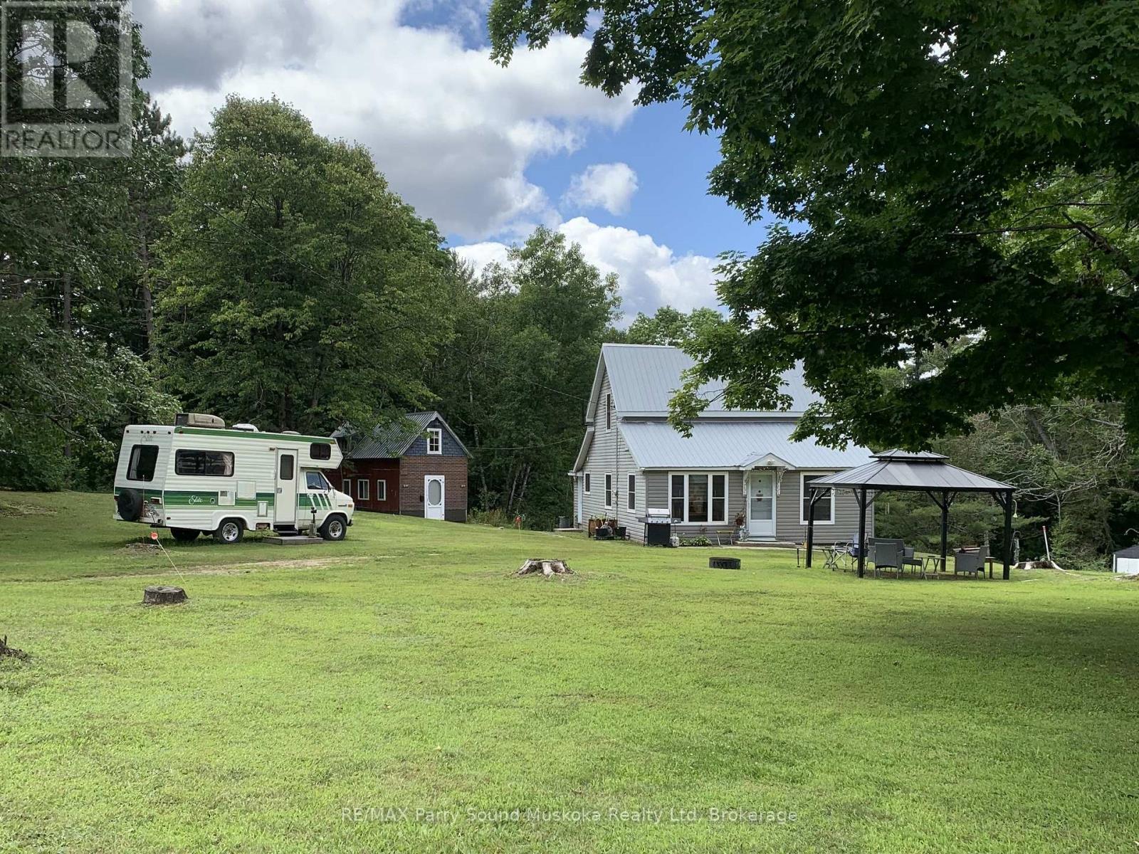 21 Rankin Lake Road, Seguin, Ontario  P2A 0B2 - Photo 50 - X12081280