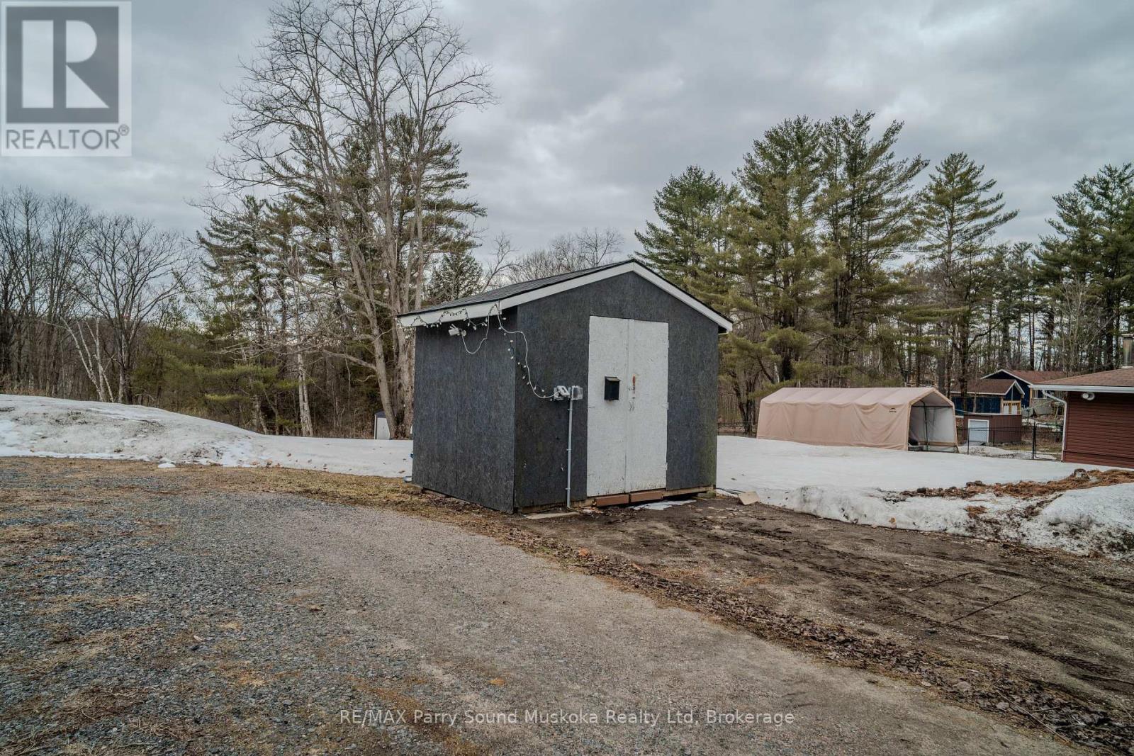 21 Rankin Lake Road, Seguin, Ontario  P2A 0B2 - Photo 8 - X12081280