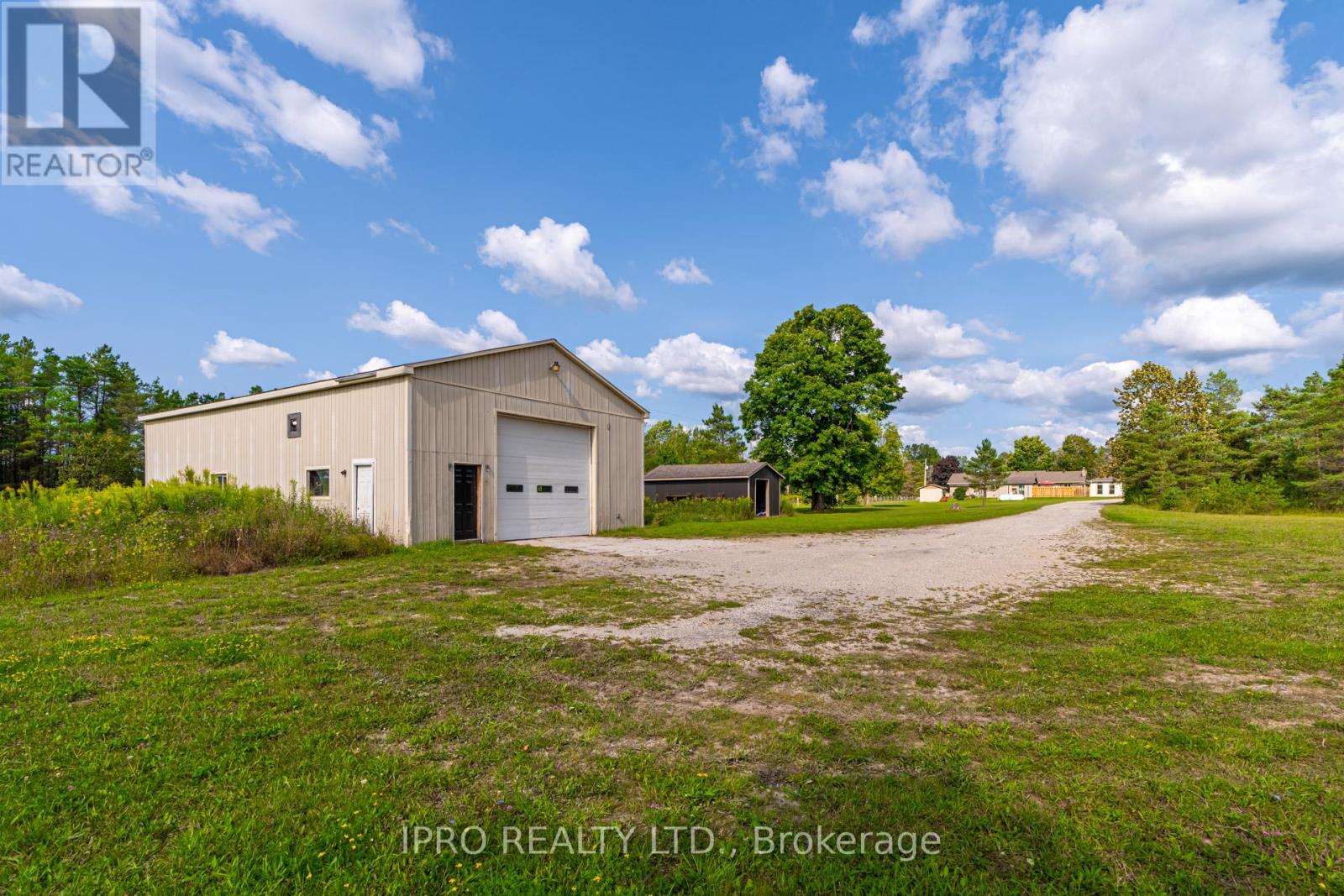 333424 Concession 1 Rr4, West Grey, Ontario  N0G 1R0 - Photo 17 - X12084160