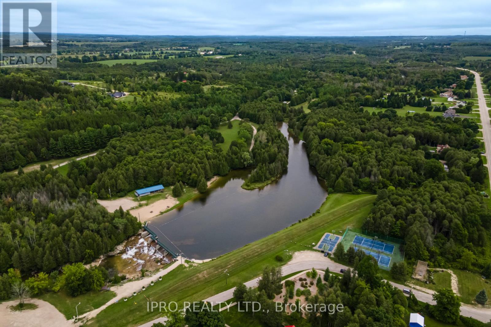 333424 Concession 1 Rr4, West Grey, Ontario  N0G 1R0 - Photo 28 - X12084160