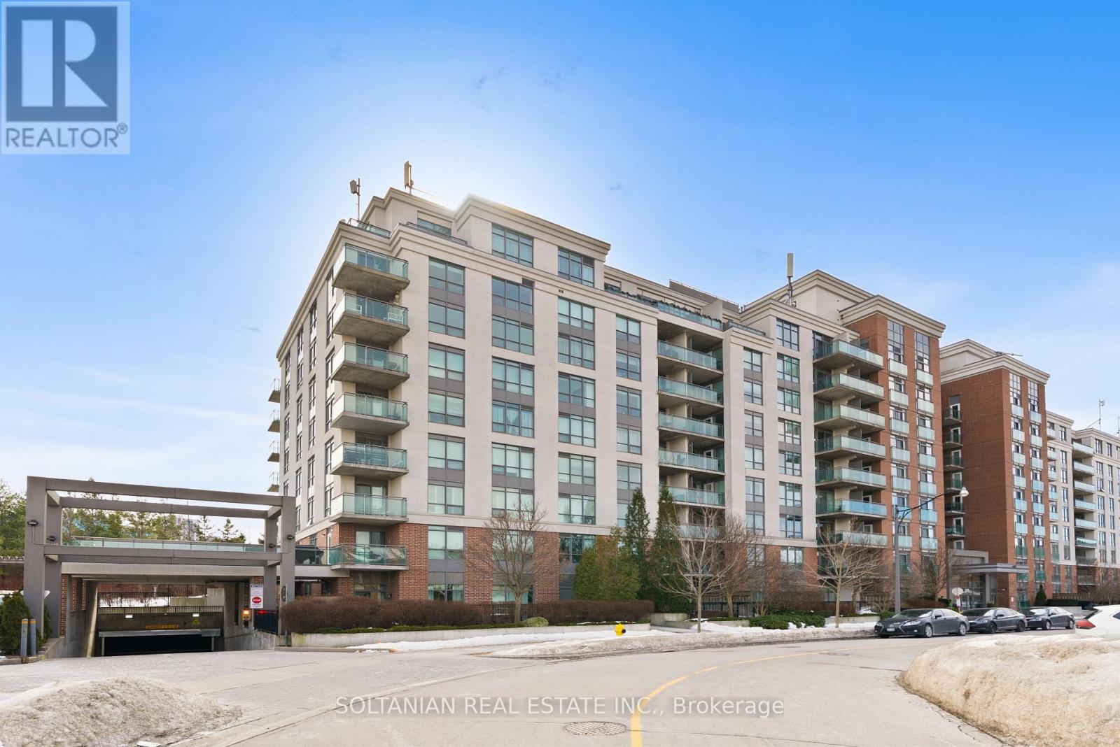 428 - 120 DALLIMORE CIRCLE, Toronto, Ontario
