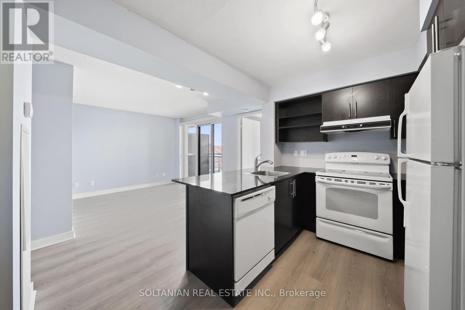 428 - 120 Dallimore Circle, Toronto, Ontario  M3C 4J1 - Photo 15 - C12084231