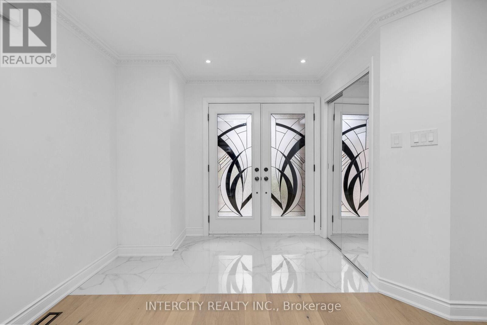 Property at 1466 PARISH LANE image 4