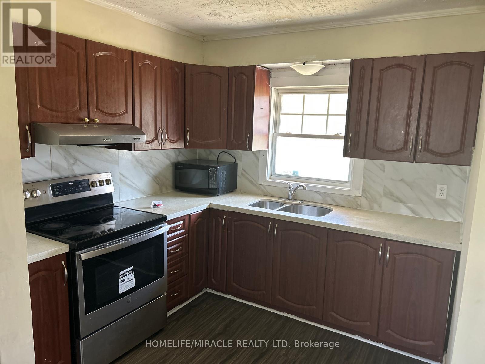 Property at 1326 HIGHBURY AVENUE N image 4