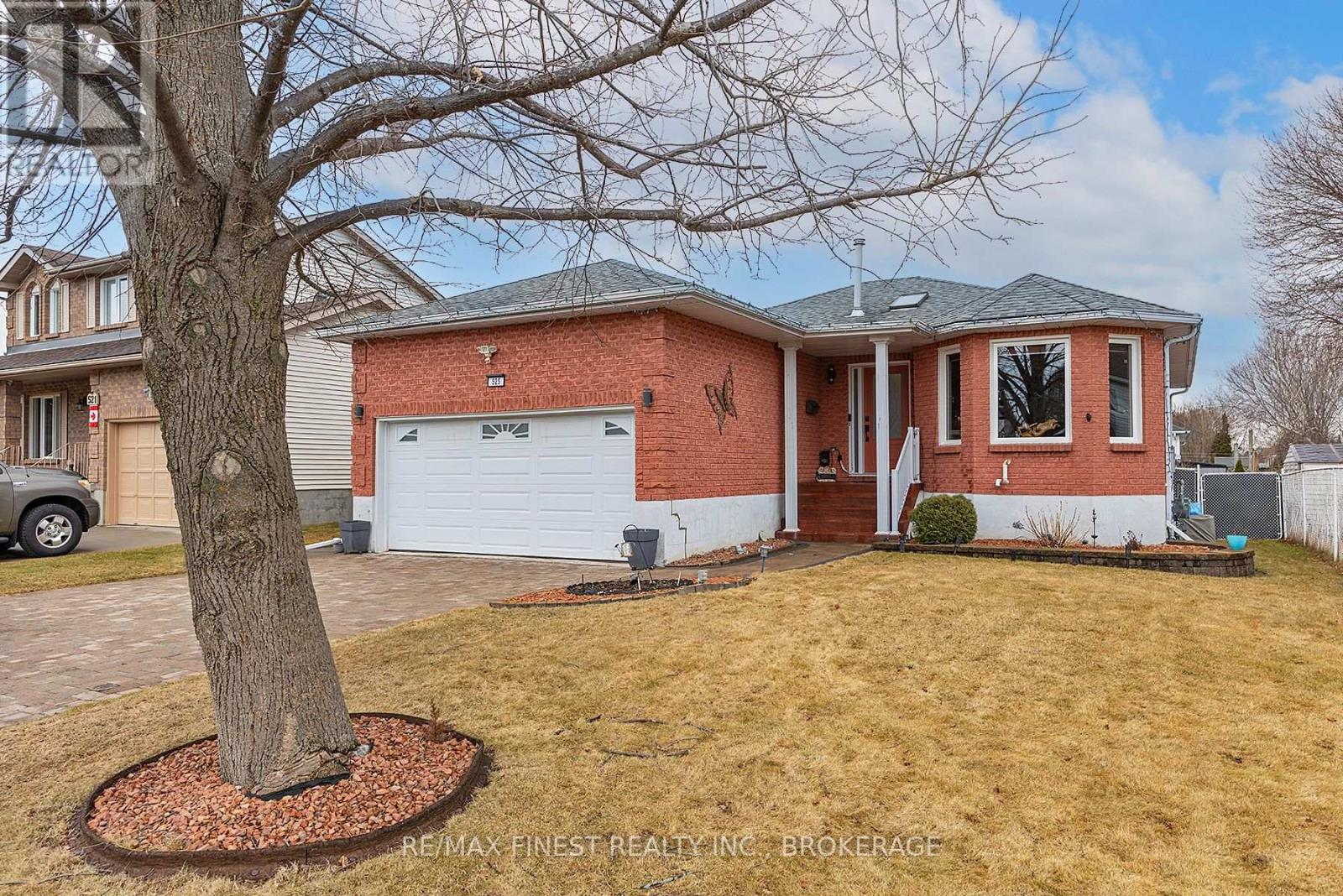 Property at 525 CITATION CRESCENT image 2