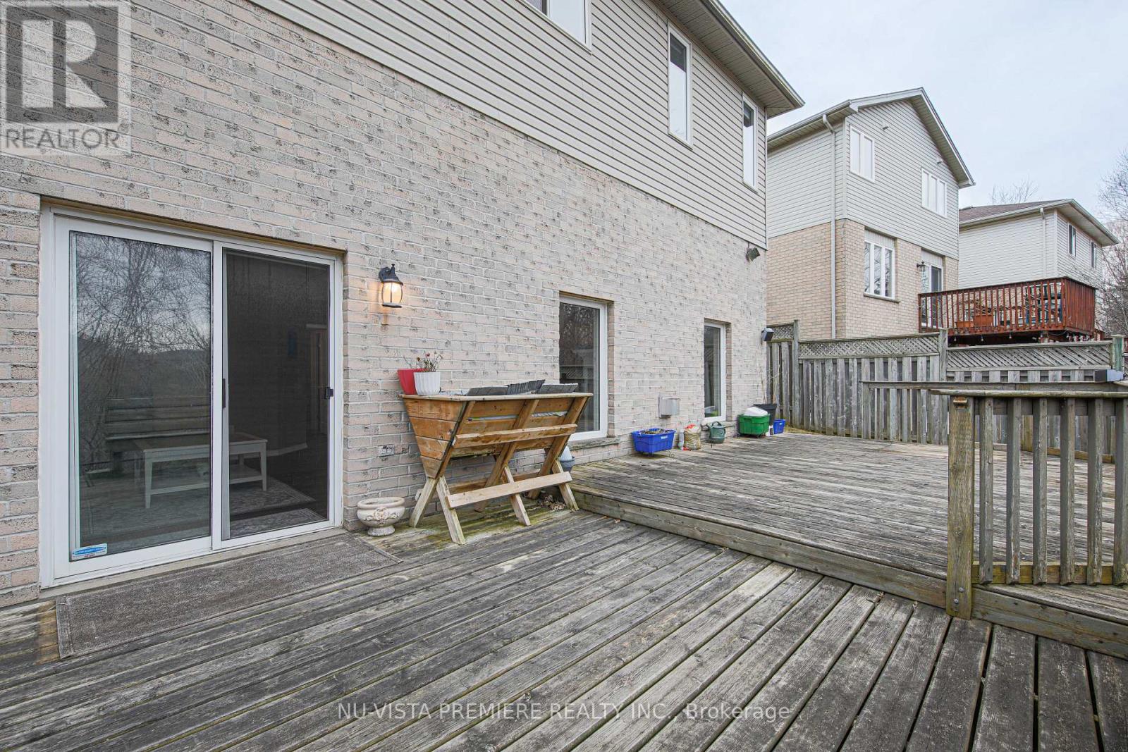 342 Jonathan Street, London South, Ontario  N5Z 5C8 - Photo 34 - X12084327