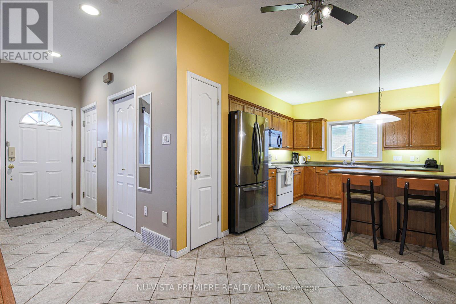 342 Jonathan Street, London South, Ontario  N5Z 5C8 - Photo 9 - X12084327