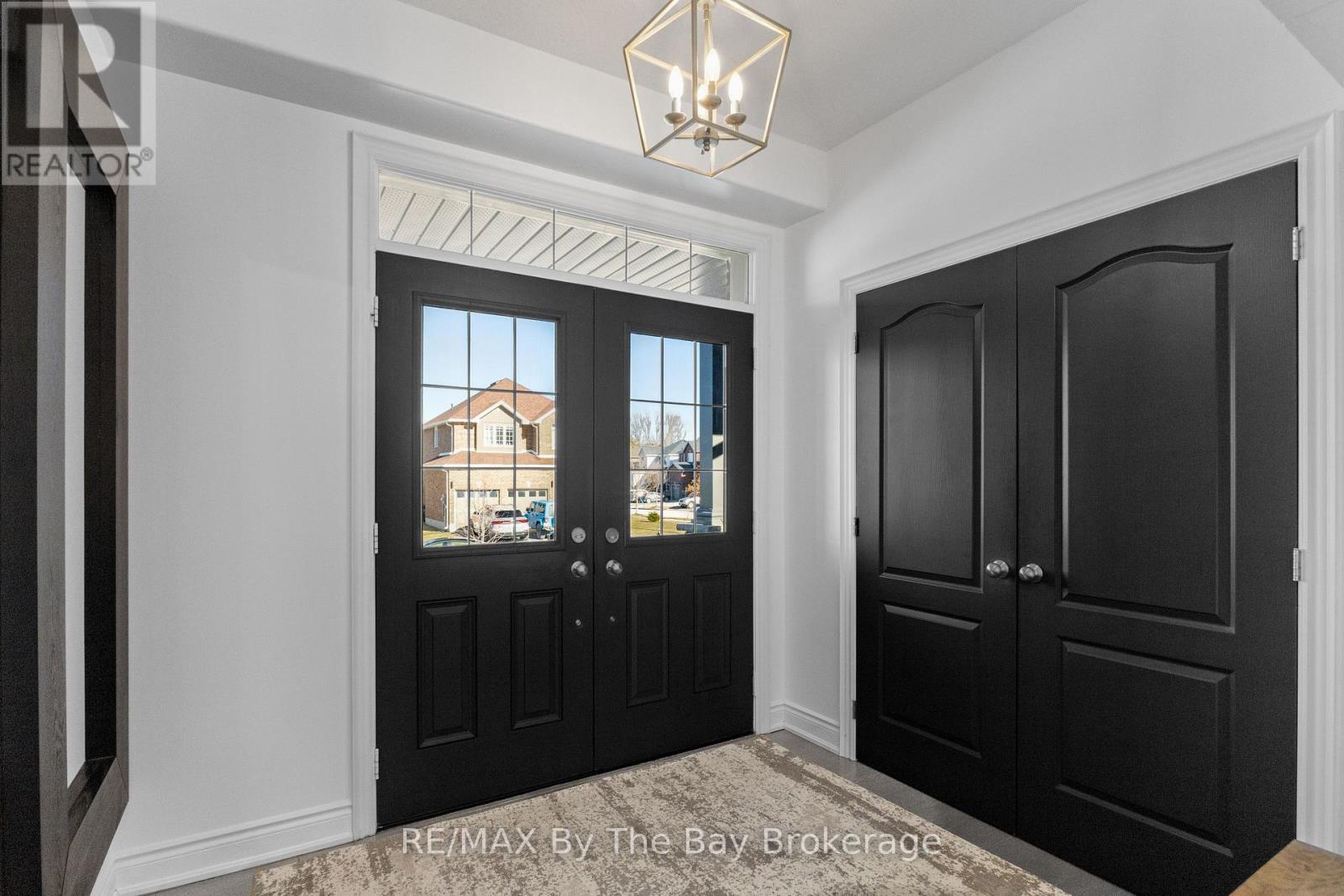 Property at 77 LOCKERBIE CRESCENT image 3