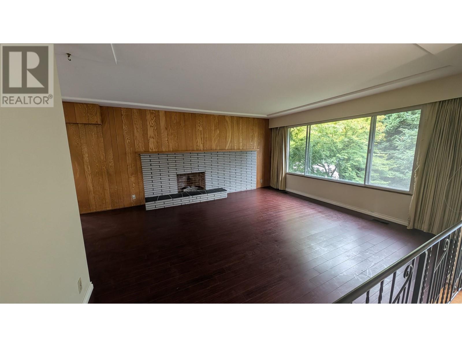 Property at 8975 COOK CRESCENT image 4